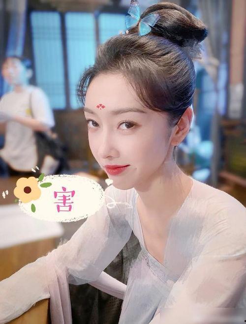 成毅娱乐圈吃瓜爆料,揭秘明星幕后故事